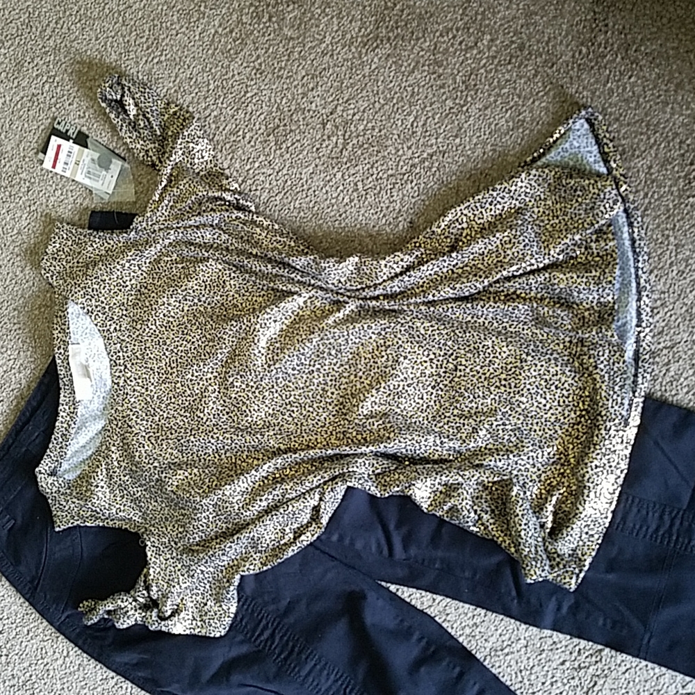 cargo capri w/ animal print top